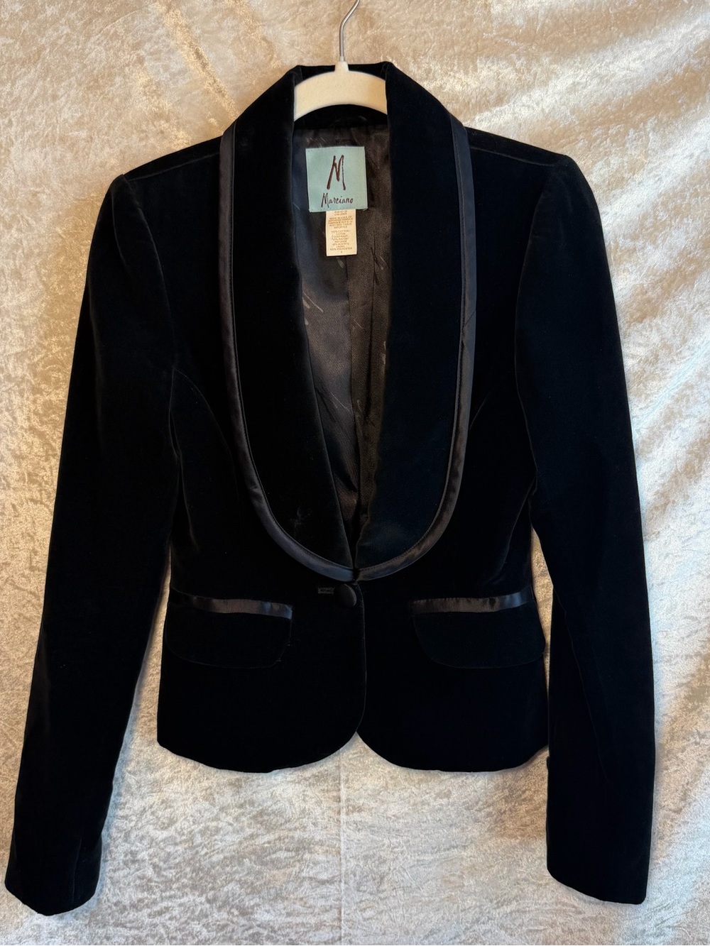 Marciano Black Velvet Tuxedo Blazer Satin Trim Femme Fatale Evening Jacket